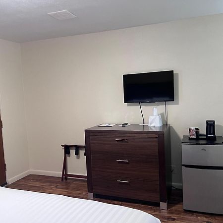 Sunrise Motor Inn Cody Luaran gambar