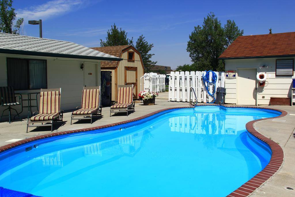 Sunrise Motor Inn Cody Luaran gambar